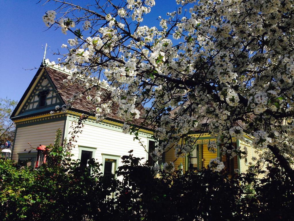 Waverly Cottage Медфорд Екстериор снимка