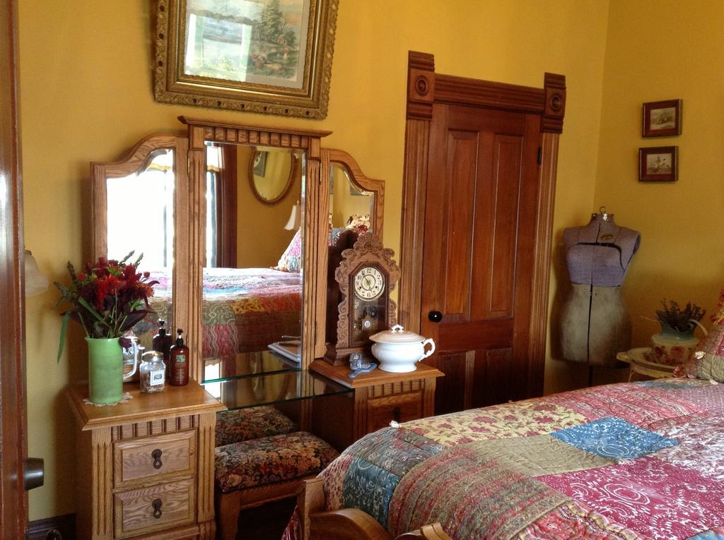 Waverly Cottage Медфорд Екстериор снимка