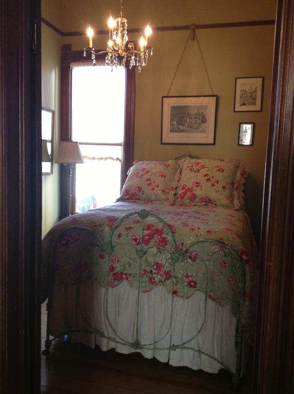 Waverly Cottage Медфорд Екстериор снимка